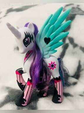 2011 My Little Pony “Ponymania” Series “GOTH PRINCESS CELESTIA”